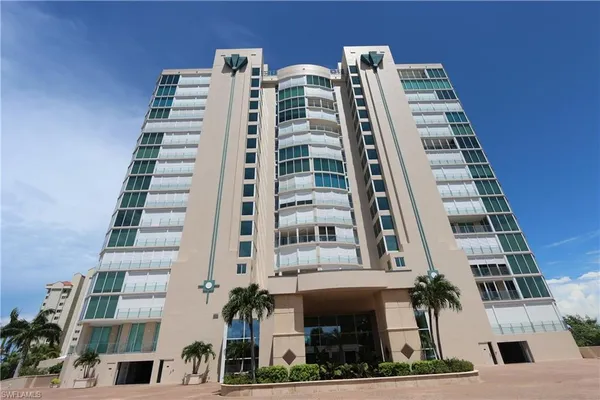 $15,000 | 60 Seagate Drive, Unit 402, Naples, FL 34103