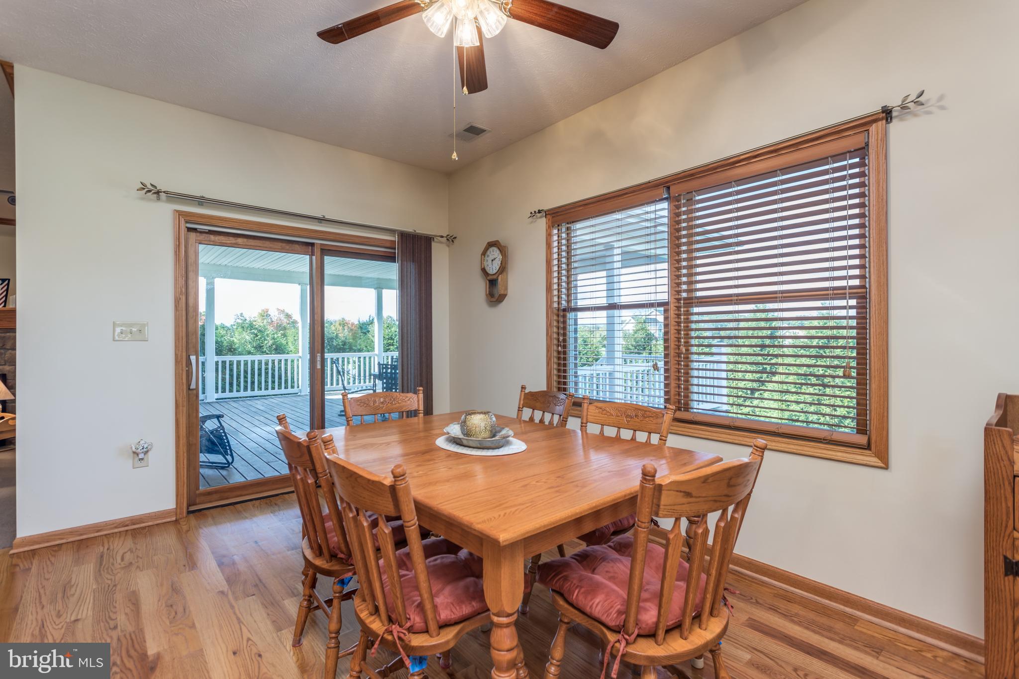 424 Riley Mill Lane Middletown, VA 22645 - Photo 26 of 52 eat in kitchen