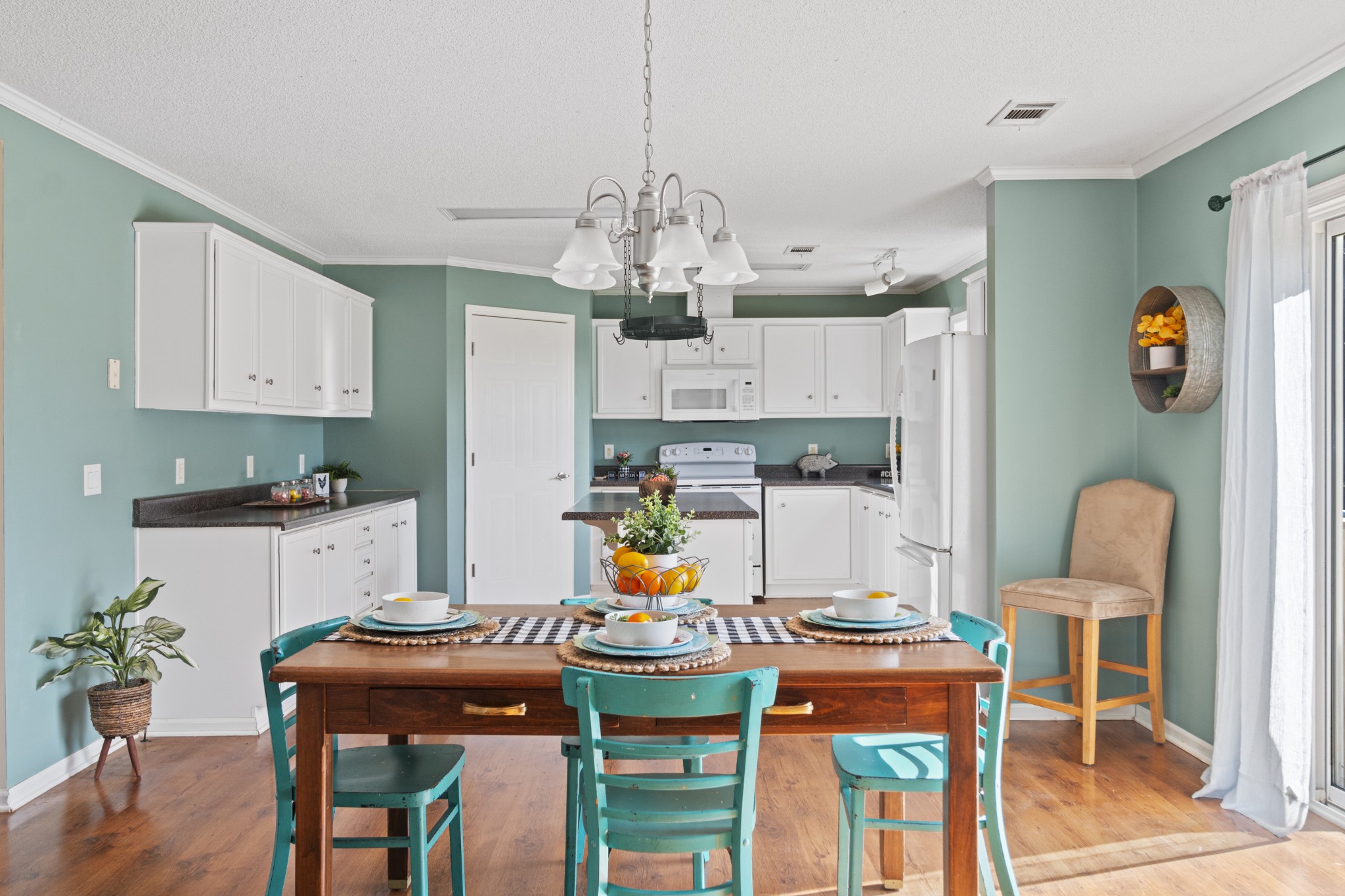 1601 Silver Lane Spring Hill, TN 37174 - Photo 5 of 36