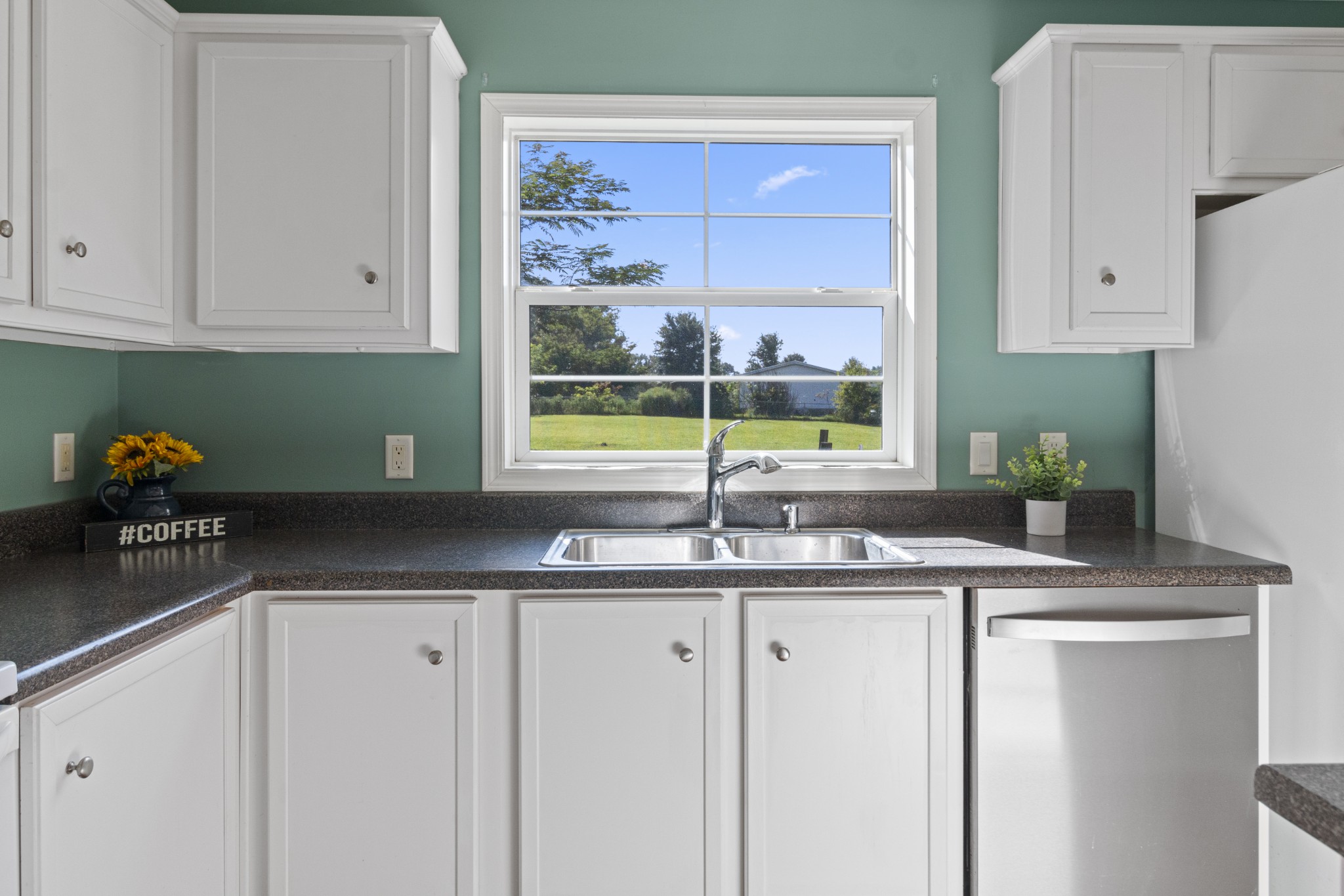 1601 Silver Lane Spring Hill, TN 37174 - Photo 7 of 36