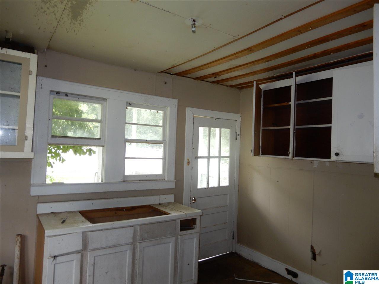 210 Monsanto Road Anniston, AL 36201 - Photo 5 of 9