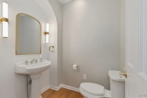 $974,900 | 7111 Thorntree Hill Drive, De Witt, NY 13066