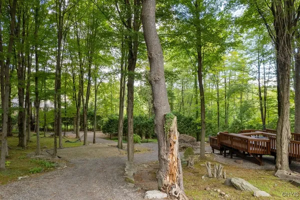 $974,900 | 7111 Thorntree Hill Drive, De Witt, NY 13066