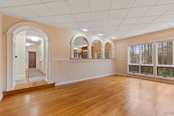 $974,900 | 7111 Thorntree Hill Drive, De Witt, NY 13066