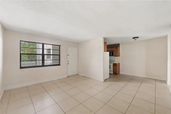 $1,650 | 1925 Madison Street, Unit 22, Hollywood, FL 33020