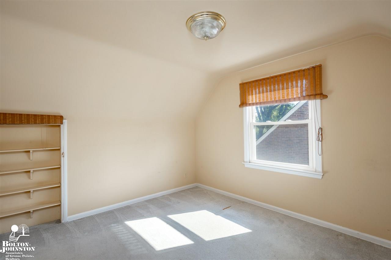 1231 Torrey Road Grosse Pointe Woods, MI 48236 - Photo 23 of 41