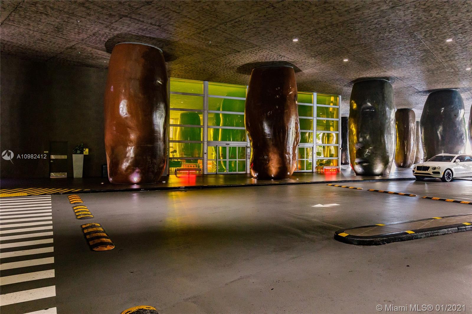 475 Brickell Avenue, Unit 4812 Miami, FL 33131 - Photo 4 of 26