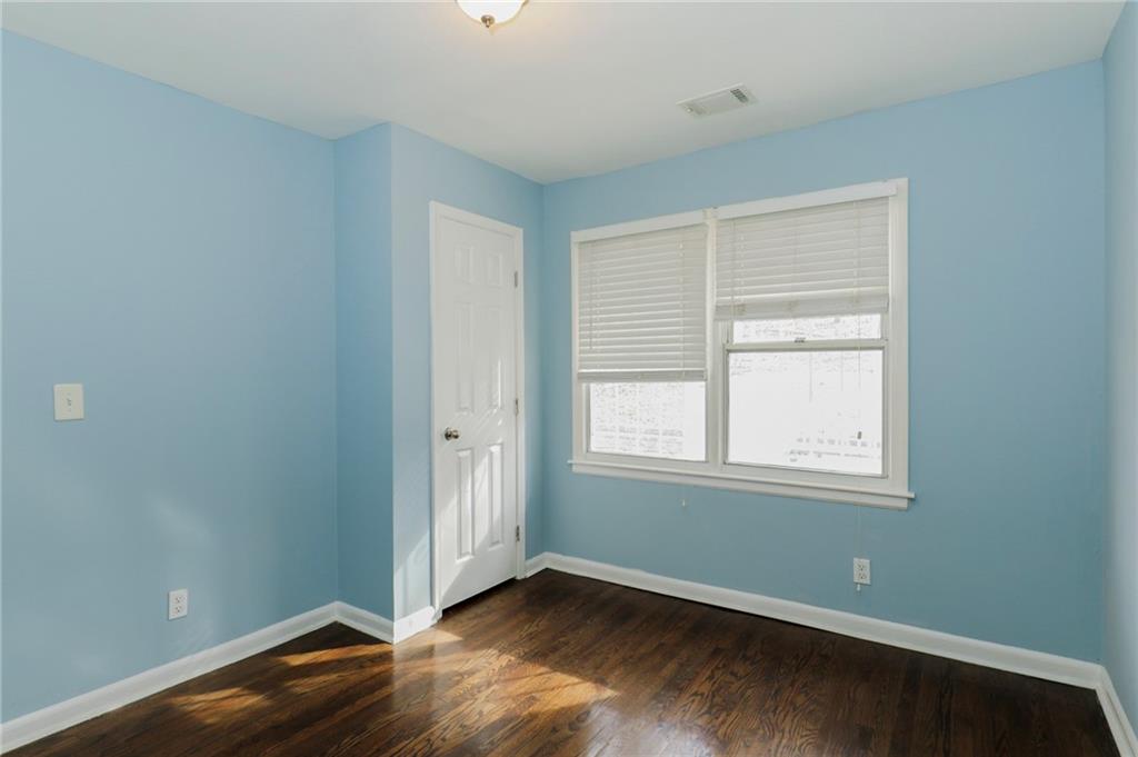 164 Fairburn Road Southwest Atlanta, GA 30331 - Photo 8 of 13