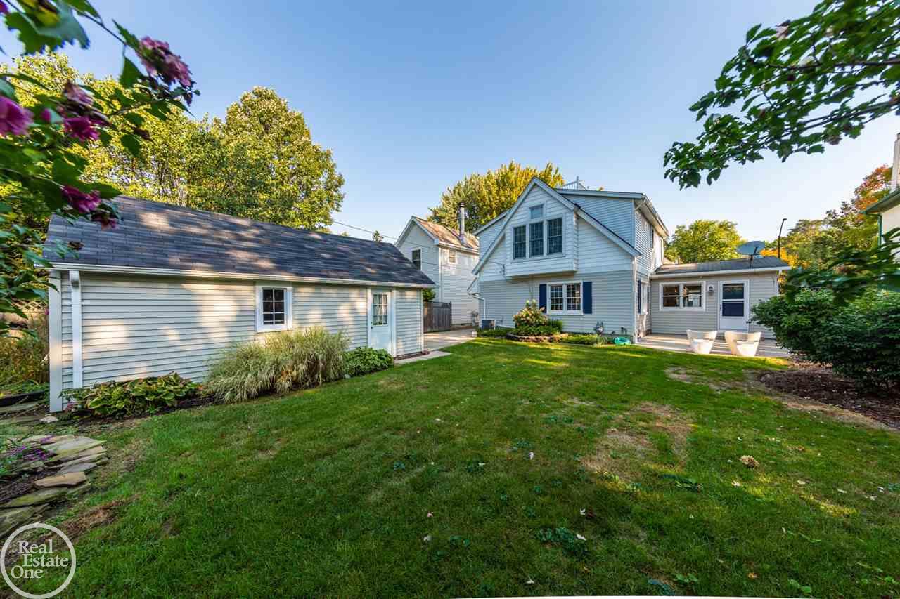 75 Muir Road Grosse Pointe Farms, MI 48236 - Photo 27 of 30