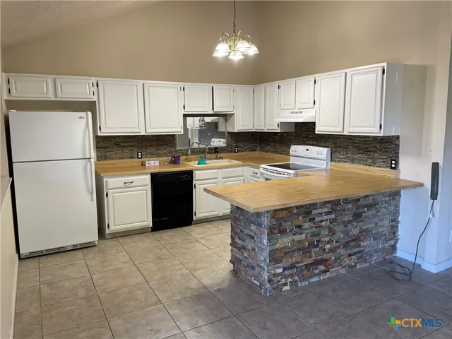 $535,000 | 102 A/b Falcon, Unit 1, Horseshoe Bay, TX 78657