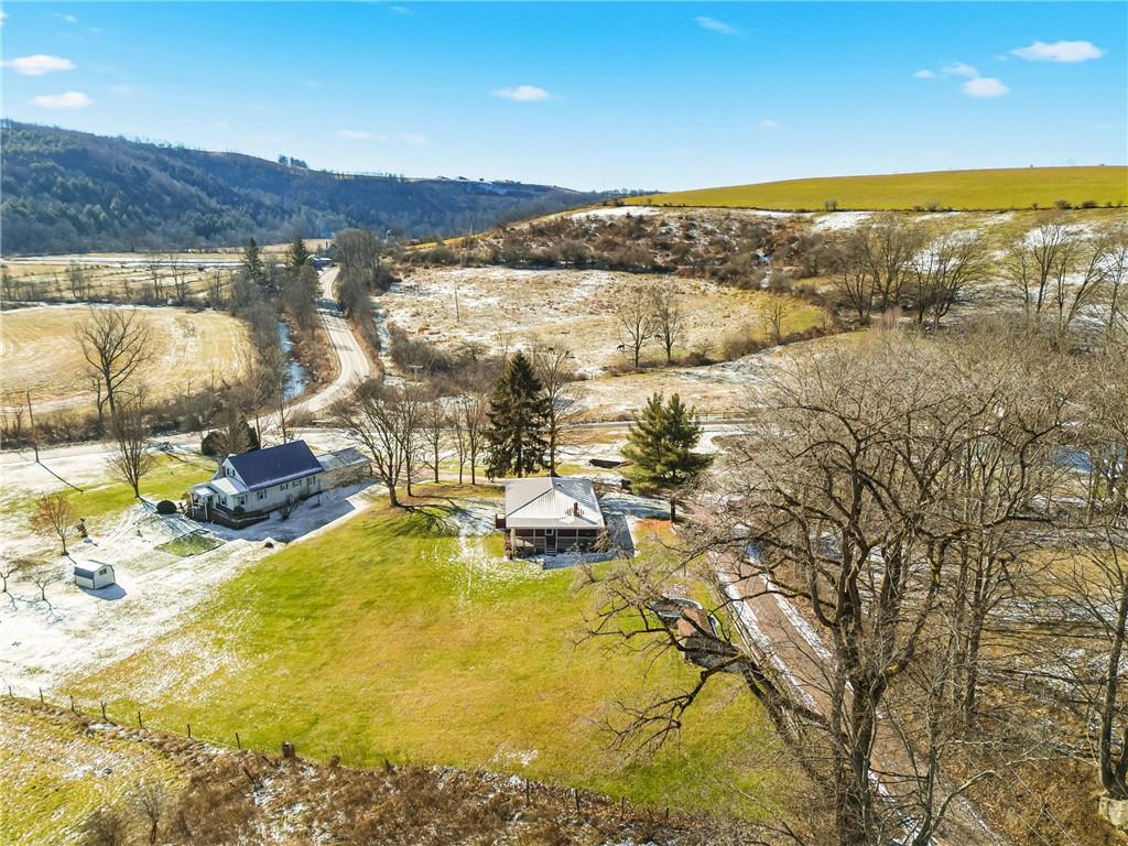 1303 Faidley Road Garrett, PA 15542 - Photo 29 of 43 a view of an ocean