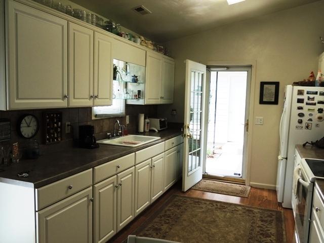 442 Mt Airy Road Hardy, VA 24101 - Photo 18 of 28 Kitchen03