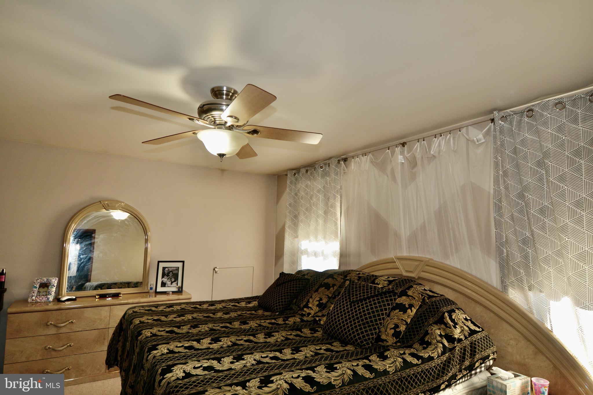 9 Pheasant Road Clementon, NJ 08021 - Photo 31 of 49 Primary Bedroom