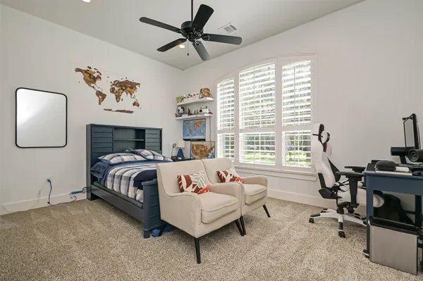$975,000 | 2407 Chantilly Lane, Conroe, TX 77384
