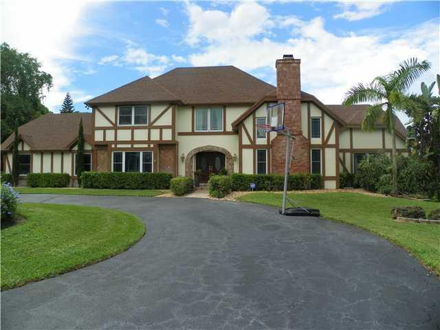 22127 Woodset Way Boca Raton, FL 33428 - Photo 1 of 22 Exterior Front