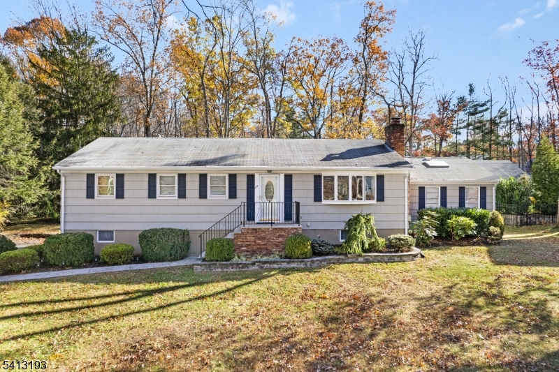 134 Rutgers Avenue Berkeley Heights, NJ 07922 - Photo 1 of 45