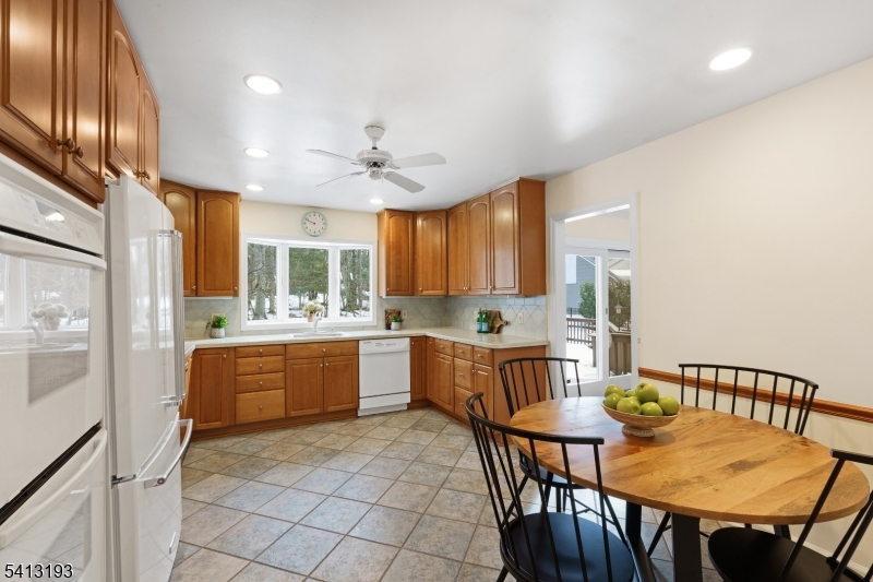 134 Rutgers Avenue Berkeley Heights, NJ 07922 - Photo 13 of 45