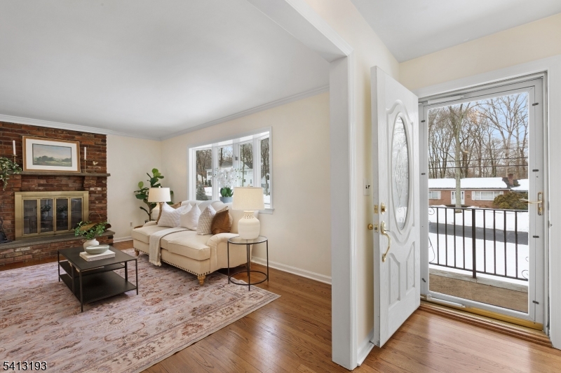 134 Rutgers Avenue Berkeley Heights, NJ 07922 - Photo 3 of 45