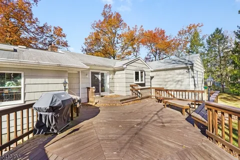 $849,000 | 134 Rutgers Avenue, Berkeley Heights, NJ 07922