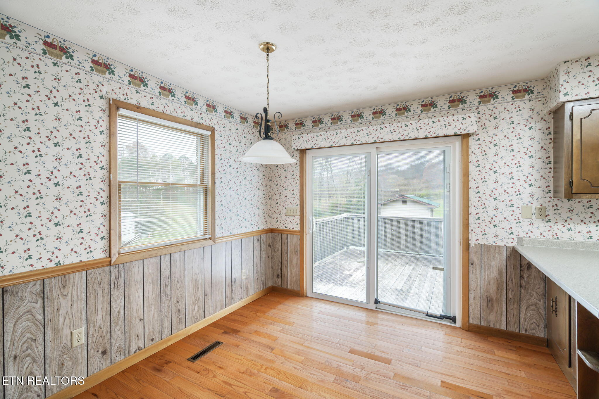 233 Hannah Road Harriman, TN 37748 - Photo 17 of 42 19-web-or-mls-233 Hannah Drive-20