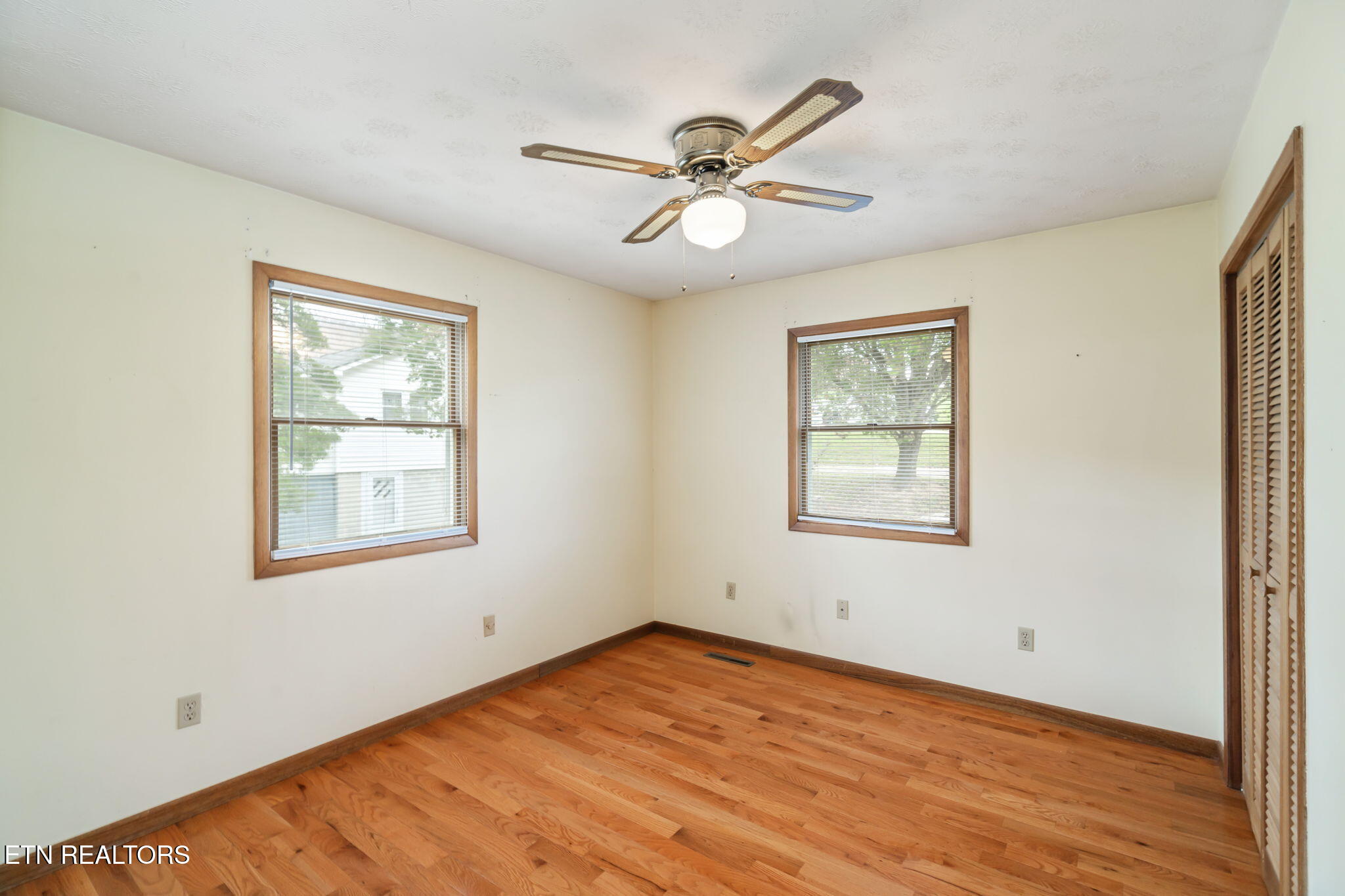 233 Hannah Road Harriman, TN 37748 - Photo 20 of 42 22-web-or-mls-233 Hannah Drive-23