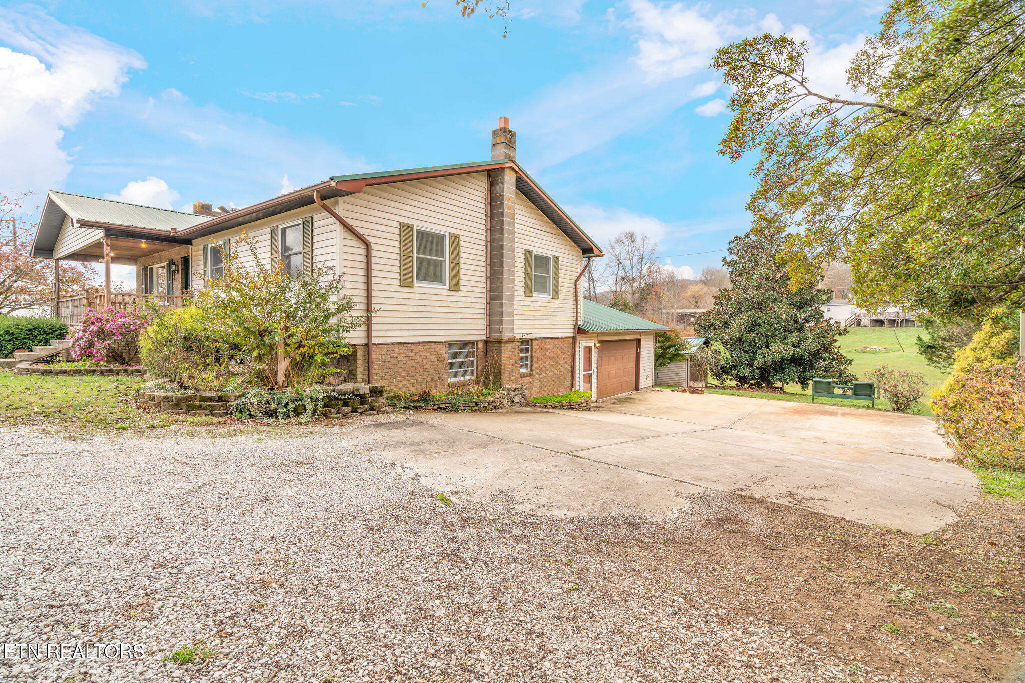 233 Hannah Road Harriman, TN 37748 - Photo 35 of 42 49-web-or-mls-233 Hannah Drive