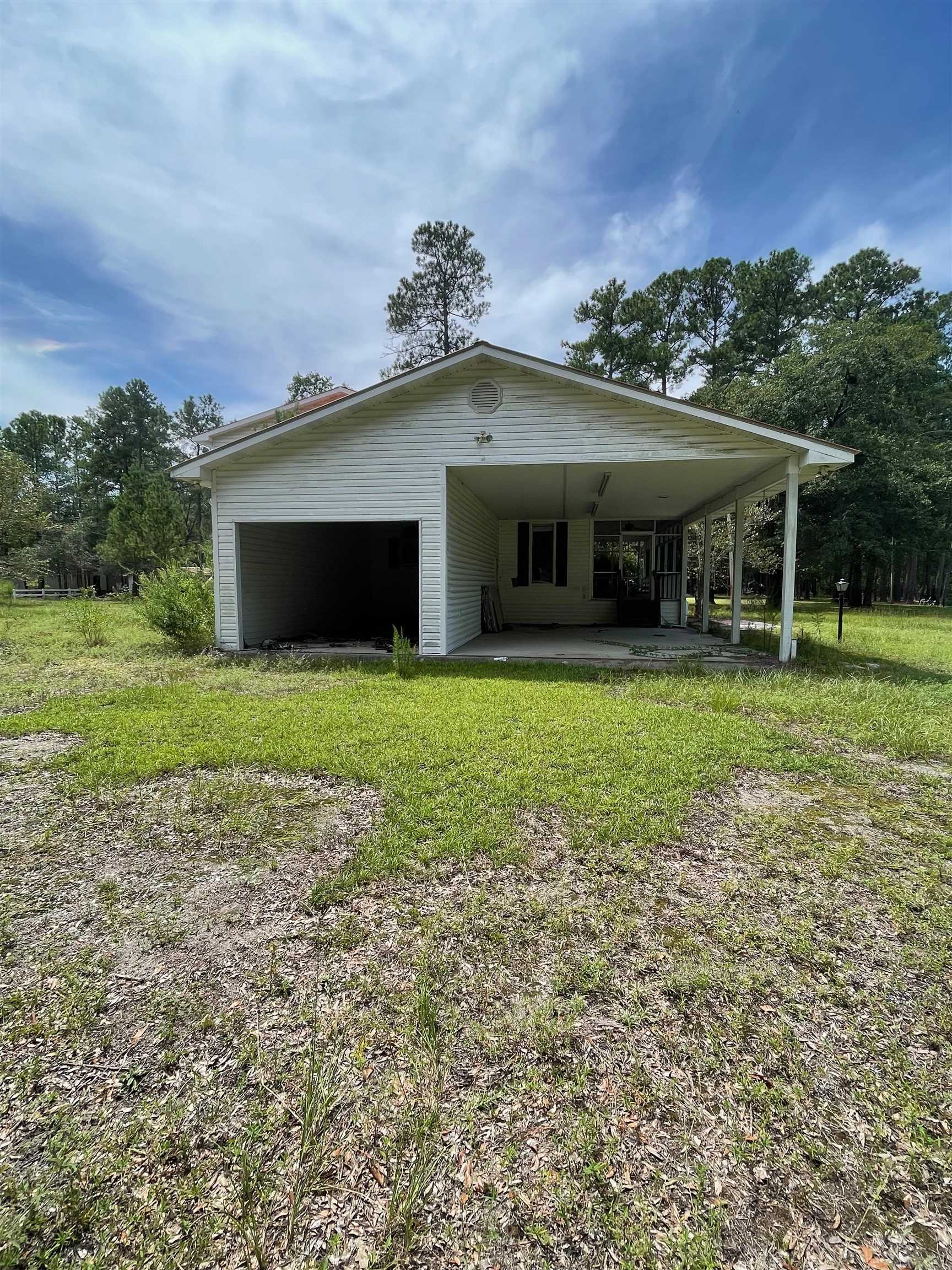 10358 Constitution Drive Nichols, SC 29581 - Photo 12 of 28