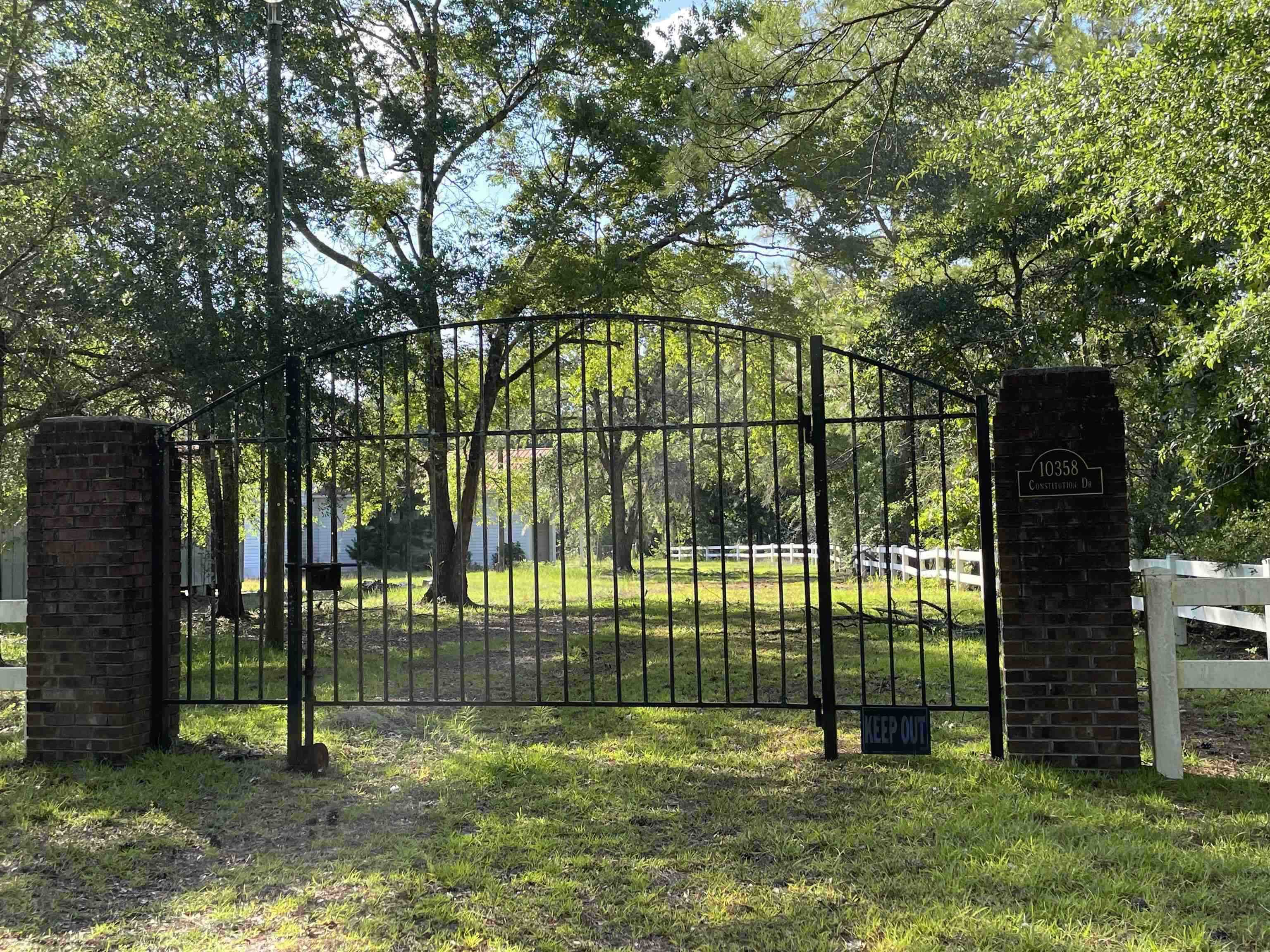 10358 Constitution Drive Nichols, SC 29581 - Photo 2 of 28