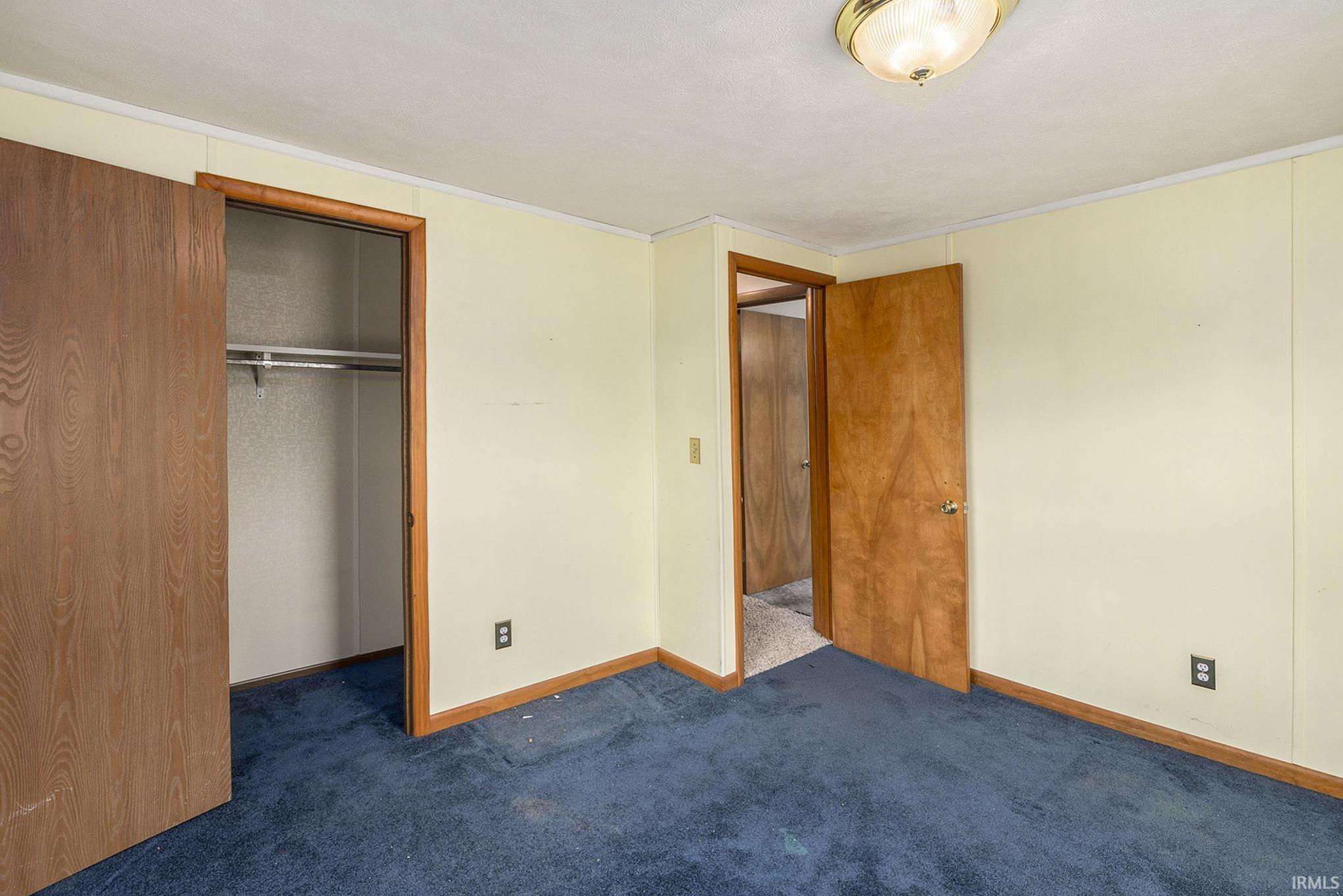 1860 Golf Heights Road Warsaw, IN 46580 - Photo 13 of 24