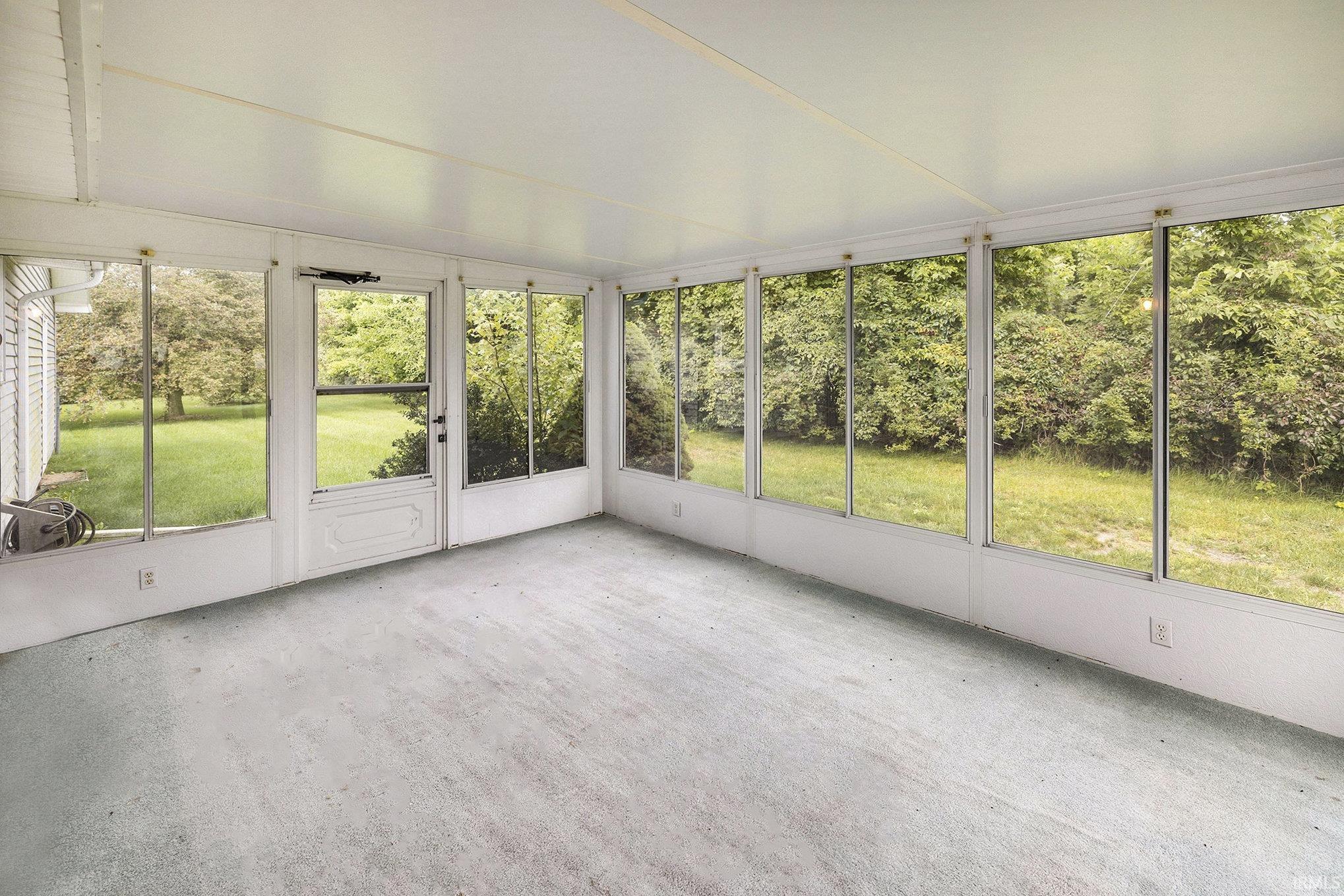 1860 Golf Heights Road Warsaw, IN 46580 - Photo 19 of 24