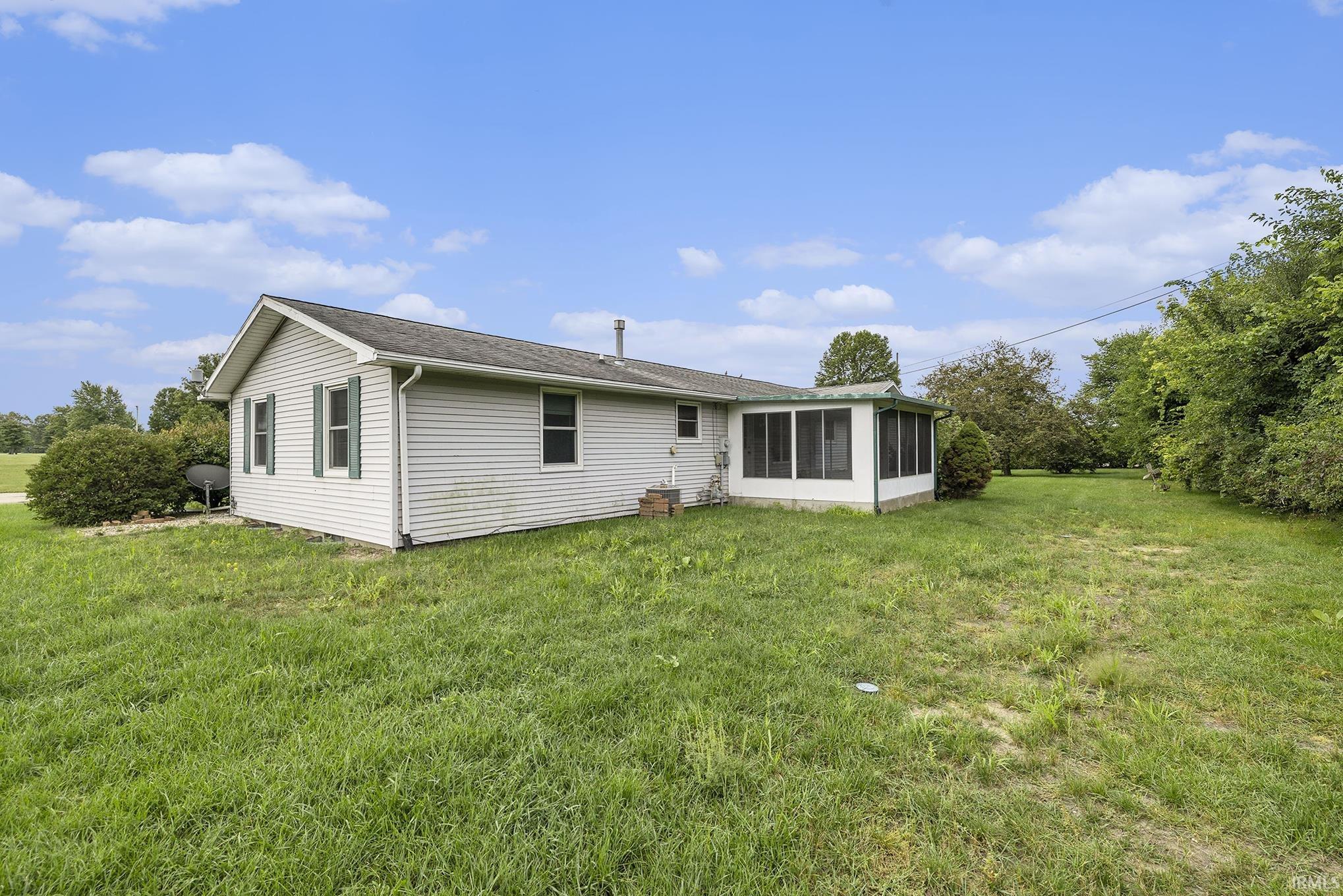 1860 Golf Heights Road Warsaw, IN 46580 - Photo 20 of 24