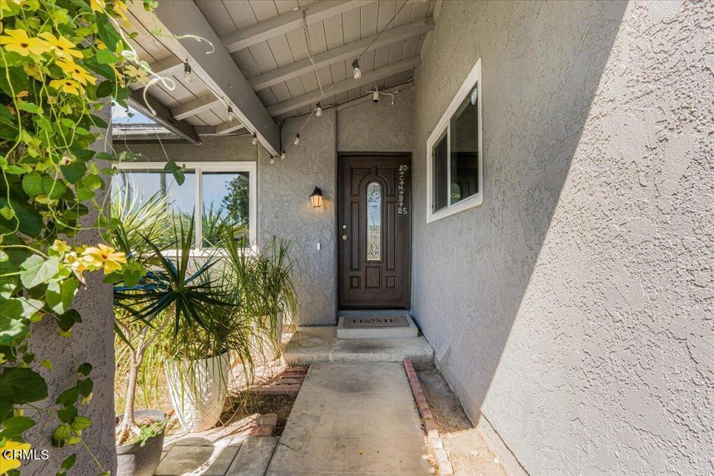 925 South L Street Oxnard, CA 93030 - Photo 3 of 24 47-DSC03243