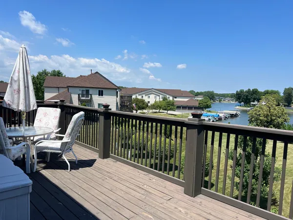 $339,900 | 5065 Spinnaker Lane, Unit D, Crown Point, IN 46307