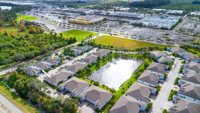 $2,850 | 2590 Bella Vista Circle, Vero Beach, FL 32966