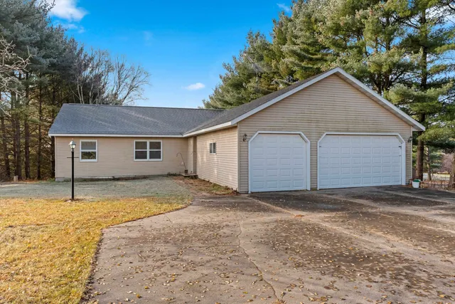 $349,900 | N189 East Cedar Springs Drive, Neshkoro, WI 54960
