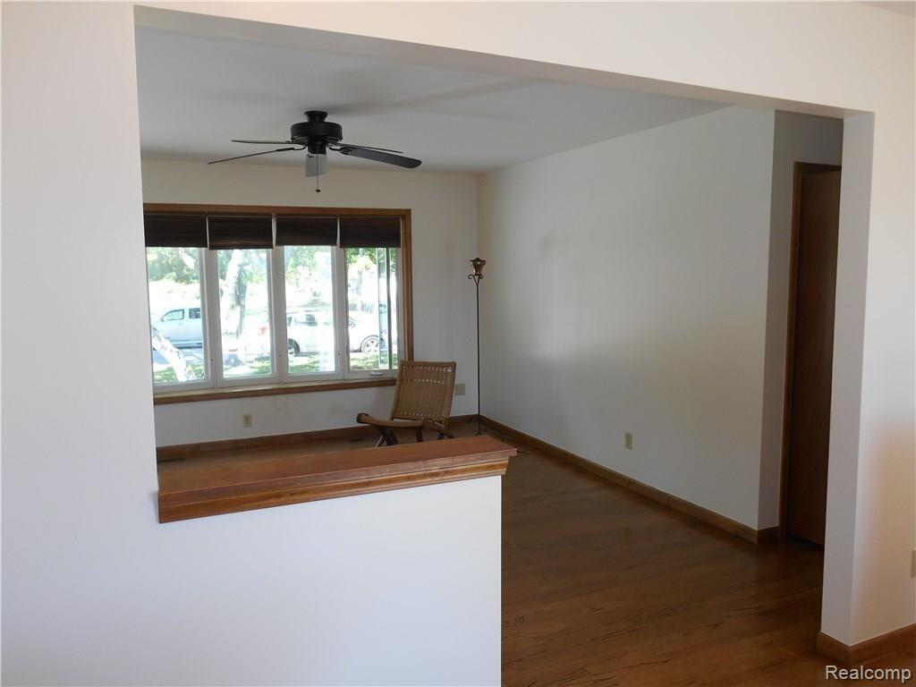 25754 Peter Kaltz Road Warren, MI 48091 - Photo 19 of 68 VIEW FROM THE KITCHEN