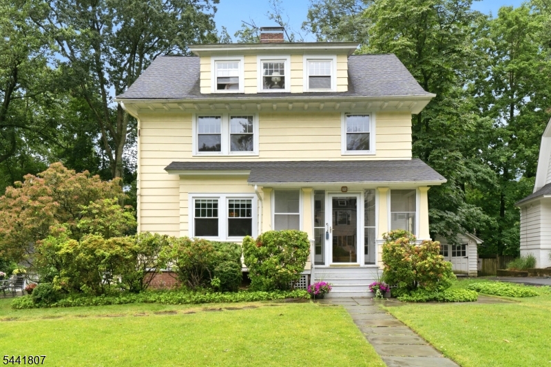 35 Glenside Road South Orange, NJ 07079 - Photo 8 of 48