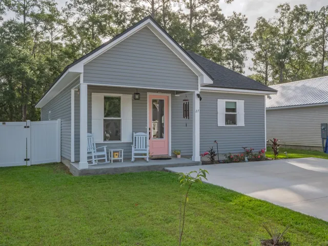 $228,000 | 27 L M Street, Crawfordville, FL 32327