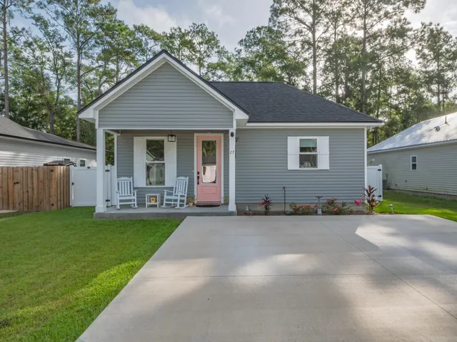 $228,000 | 27 L M Street, Crawfordville, FL 32327