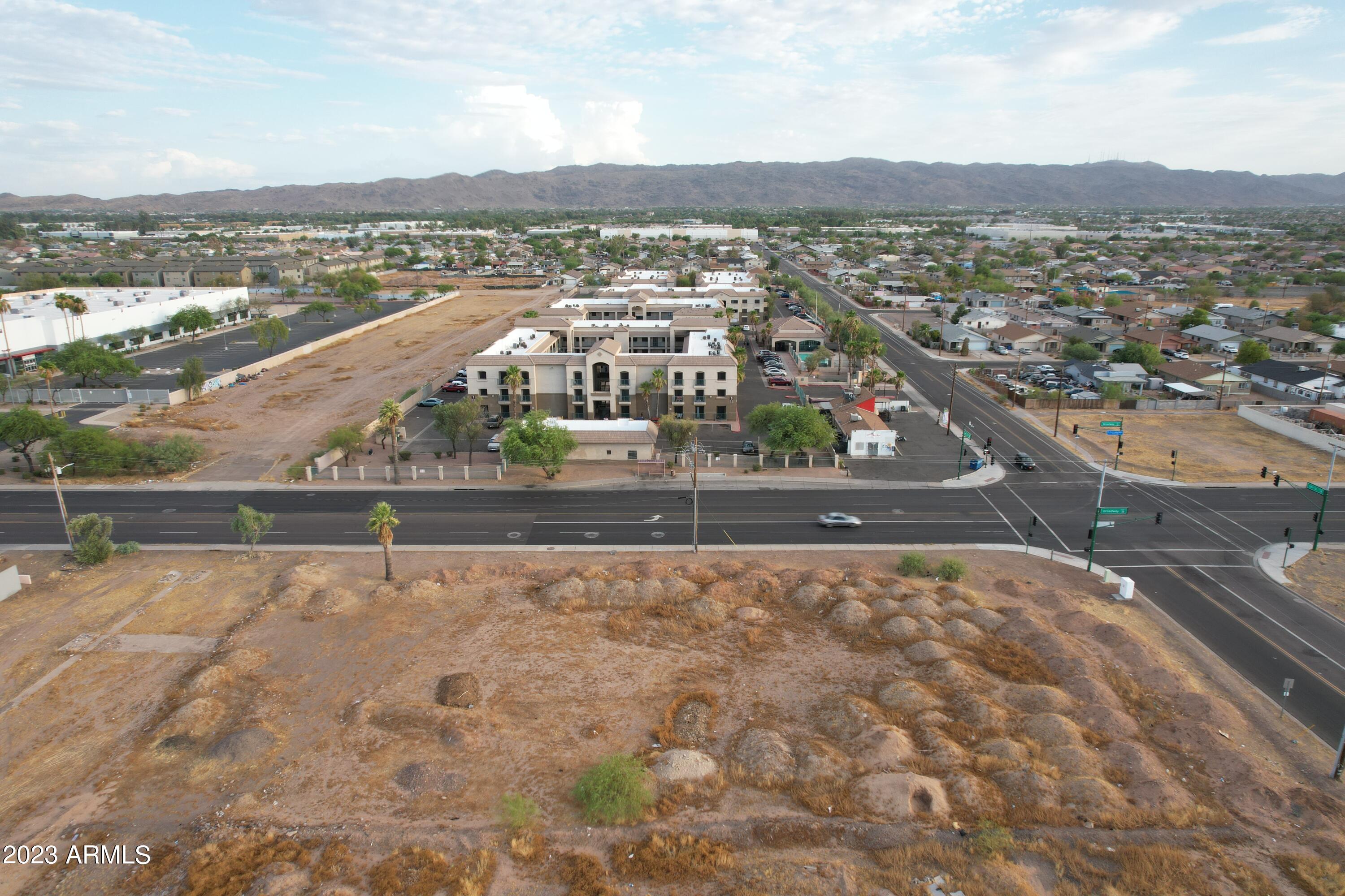 2804 East Broadway Road Phoenix, AZ 85040 - Photo 5 of 17 DJI_0086