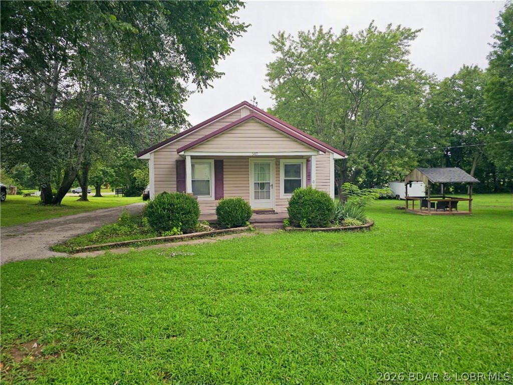 609 East 4th Street Eldon, MO 65026 - Photo 2 of 13