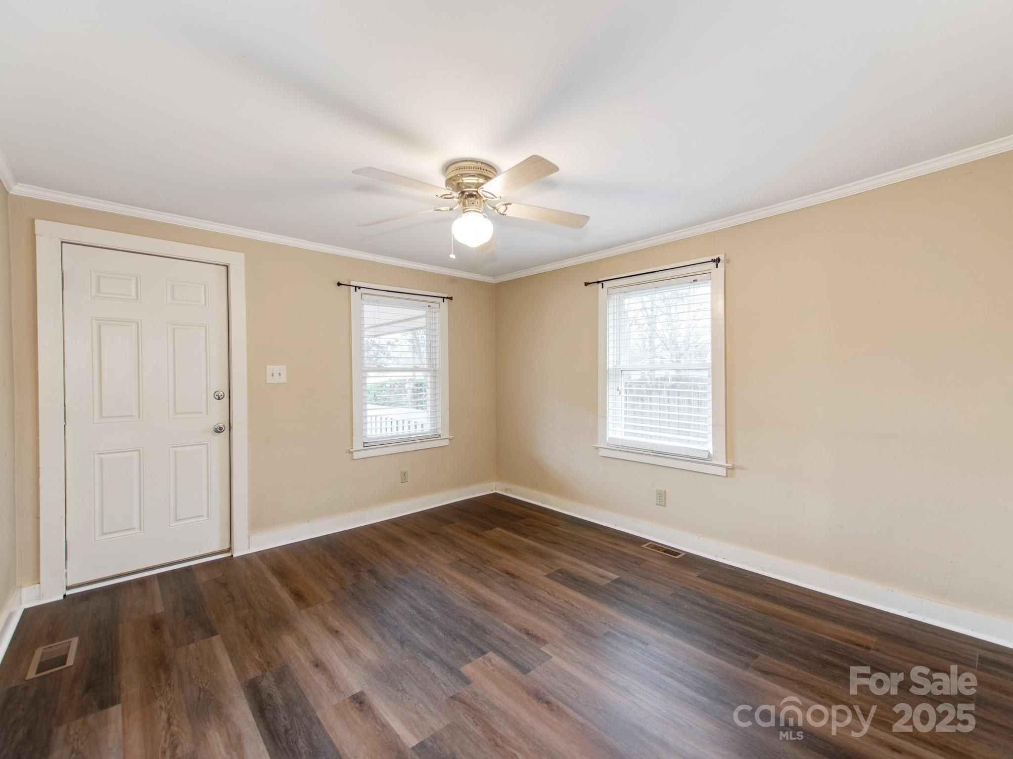 554 Splicewood Drive Southwest Concord, NC 28027 - Photo 5 of 23