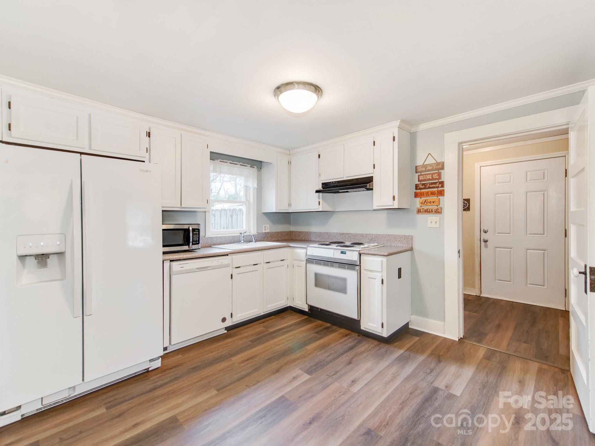 554 Splicewood Drive Southwest Concord, NC 28027 - Photo 8 of 23