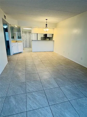 $1,795 | 247 Woodlake Wynde, Oldsmar, FL 34677