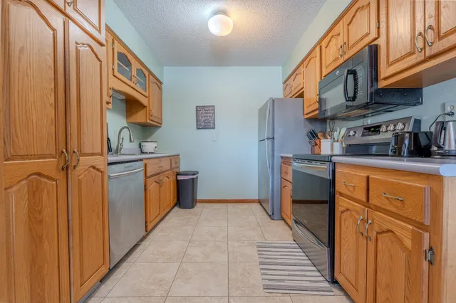 $270,000 | 1128 19th Street North, Moorhead, MN 56560