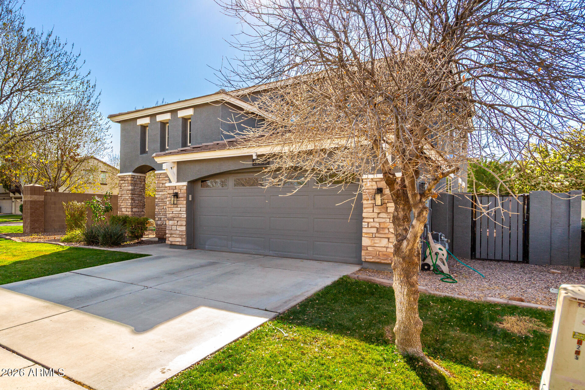 4285 East Cullumber Court Gilbert, AZ 85234 - Photo 2 of 52 04-Cullumber