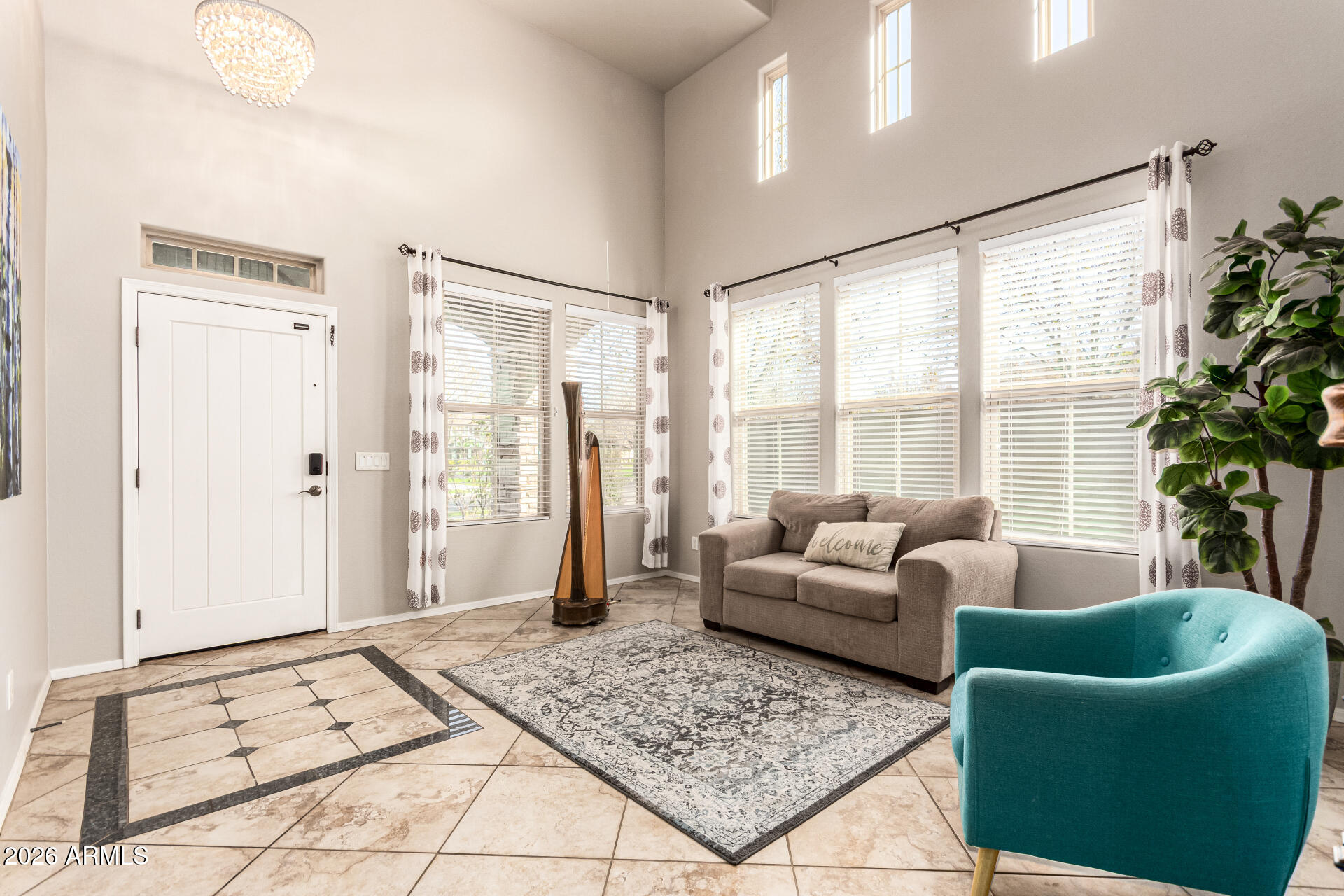 4285 East Cullumber Court Gilbert, AZ 85234 - Photo 6 of 52 10-Cullumber