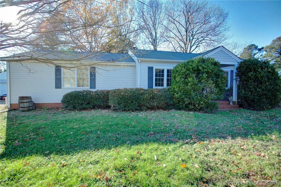 1528 Laurens Road Gloucester Point, VA 23062 - Photo 3 of 16