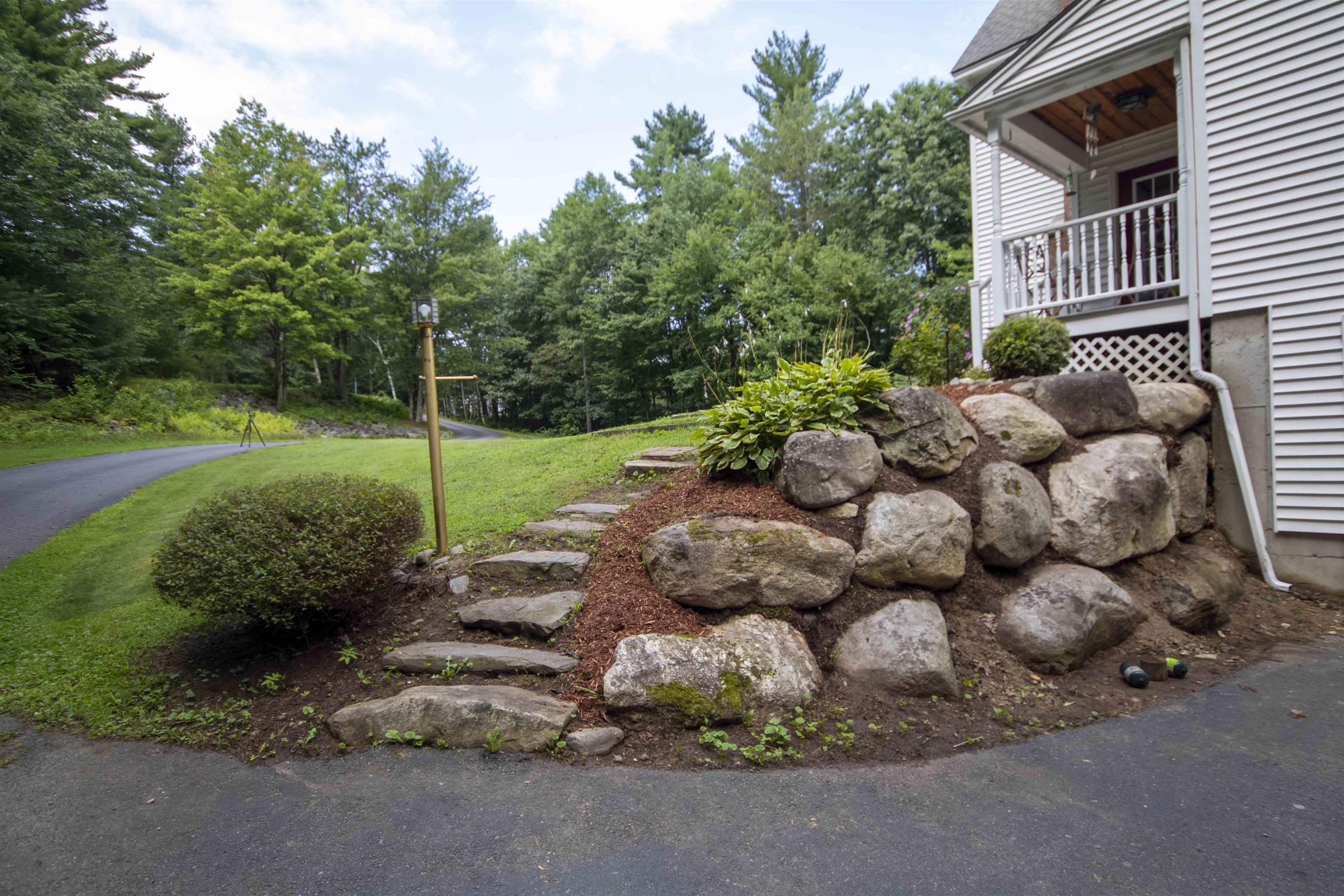 15 Kelley Road Londonderry, NH 03053 - Photo 8 of 39