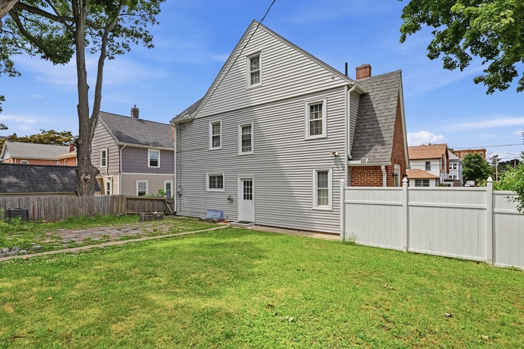 3 Pinehurst Road Holyoke, MA 01040 - Photo 31 of 37